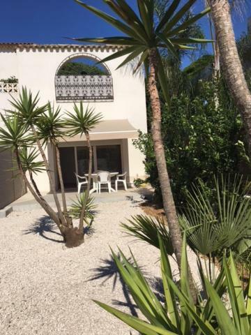 Appartements Les Pesquiers Hyères Plage Esterno foto