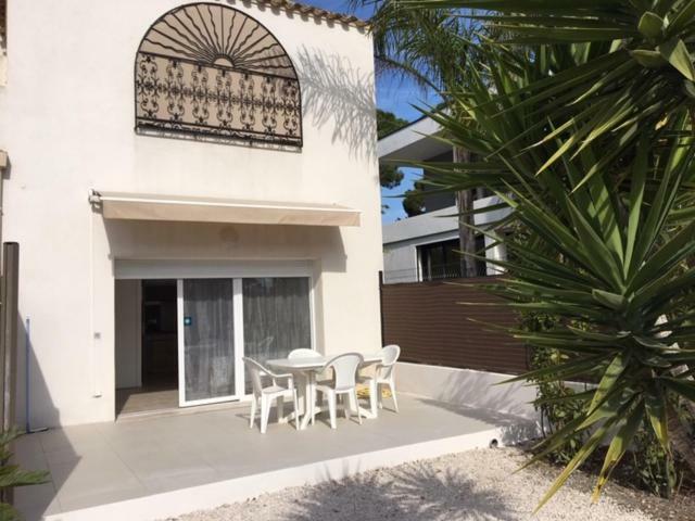 Appartements Les Pesquiers Hyères Plage Esterno foto